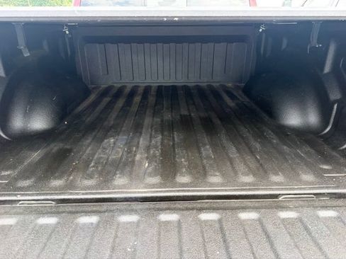 Used 2025 RAM 1500 Laramie AWD/4WD image 13