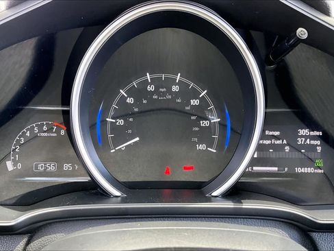 Used 2018 Honda Fit EX image 25