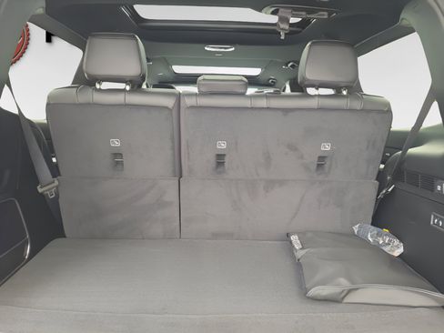 New 2026 Jeep Grand Wagoneer Limited AWD/4WD image 13
