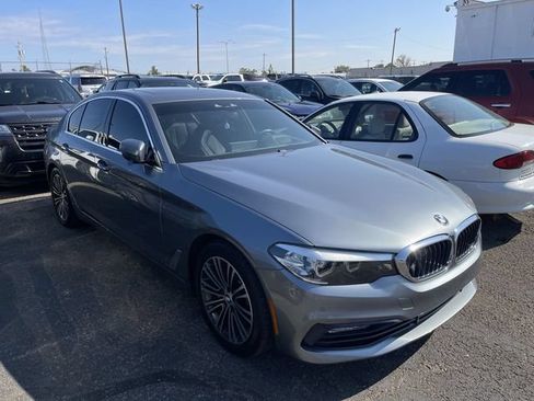 Used 2018 BMW 530i RWD image 12