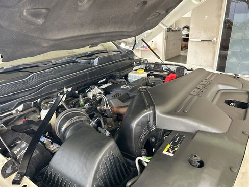 Used 2022 RAM 3500 Limited AWD/4WD image 12