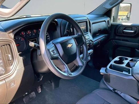 Used 2023 Chevrolet Silverado 2500 Custom w/ Infotainment Package image 16