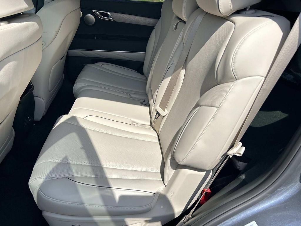 New 2027 Genesis GV80 2.5T Advanced AWD/4WD image 21