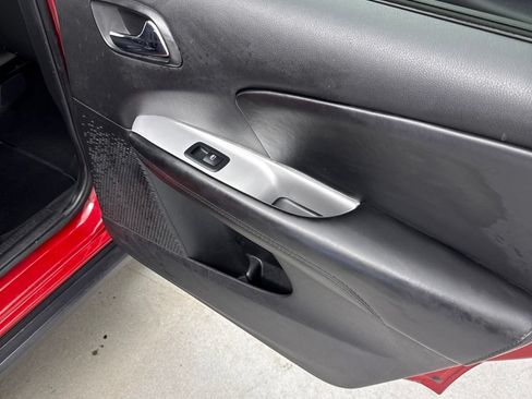 Used 2019 Dodge Journey SE FWD image 33