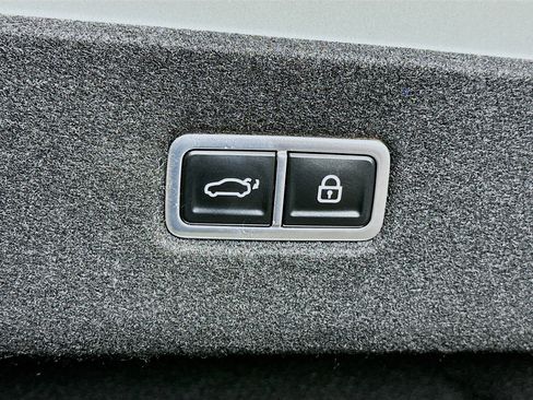 Used 2024 Hyundai Ioniq 6 SEL RWD image 29