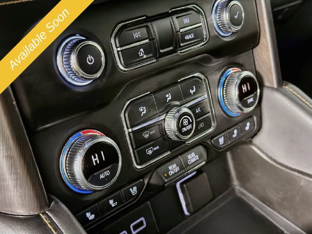 Used 2021 GMC Yukon XL AT4 AWD/4WD image 15