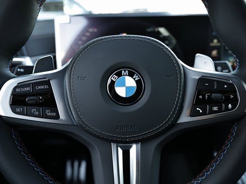 New 2026 BMW X5 M60i image 32