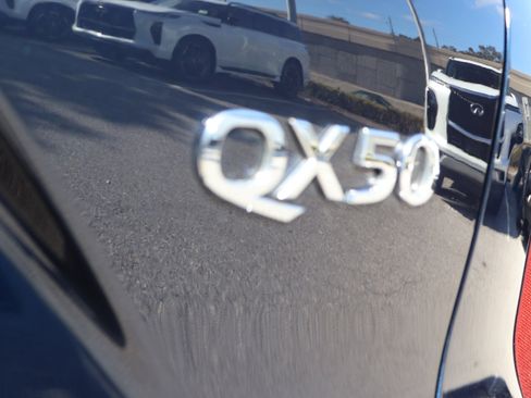 Certified 2023 INFINITI QX50 Sensory image 9