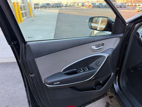 Used 2018 Hyundai Santa Fe Sport image 10