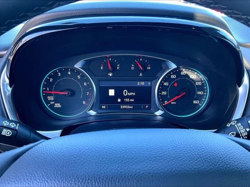 Used 2023 Chevrolet Traverse LT w/ LT Premium Package AWD/4WD image 26