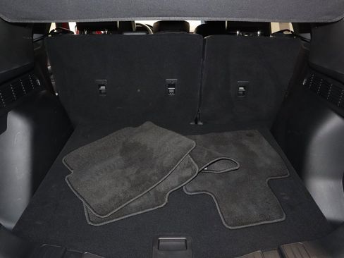 Certified 2025 Ford Escape ST-Line w/ Cold Weather Package image 17