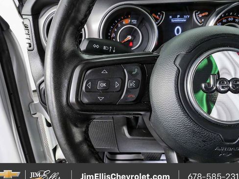 Used 2023 Jeep Wrangler Unlimited Sport AWD/4WD image 9