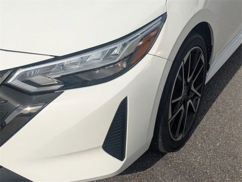 Used 2024 Nissan Sentra SR image 9