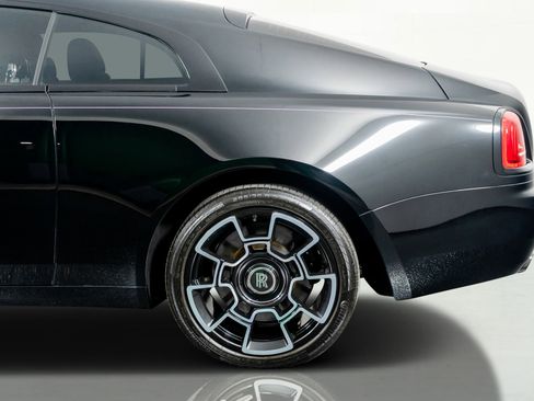 Used 2020 Rolls-Royce Wraith RWD image 16