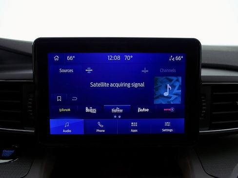 Used 2023 Ford Explorer XLT w/ Equipment Group 202A image 17