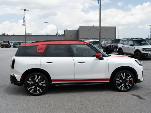 Used 2026 MINI Cooper Countryman John Cooper Works AWD/4WD image 12