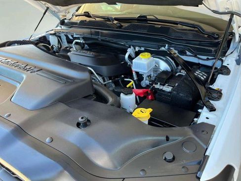 Used 2022 RAM 2500 Tradesman image 24