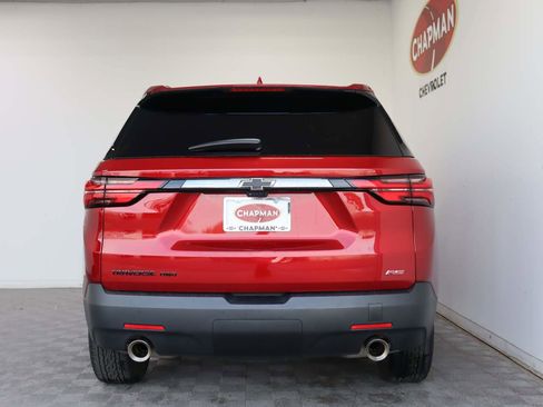 Used 2023 Chevrolet Traverse RS image 6