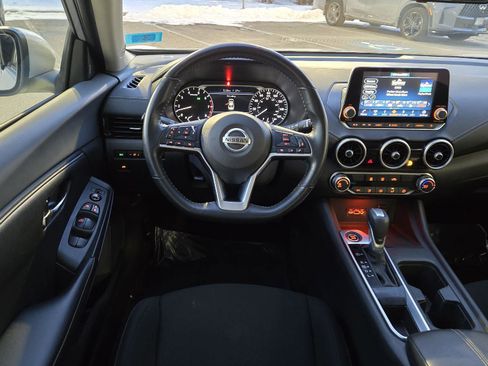 Used 2023 Nissan Sentra SV image 8