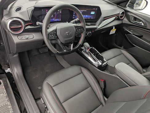 New 2026 Chevrolet Trax RS w/ Driver Confidence Package FWD image 2
