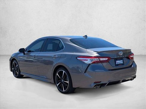 Used 2020 Toyota Camry XSE FWD image 8