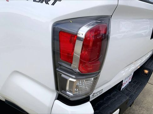 Used 2023 Toyota Tacoma TRD Sport image 26