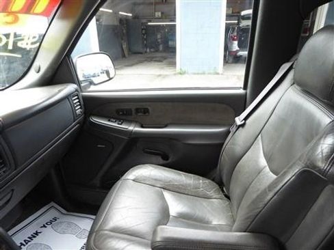 Used 2003 Chevrolet Silverado 3500 LT RWD image 16