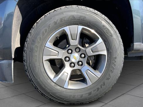 Used 2018 Chevrolet Colorado Z71 image 11