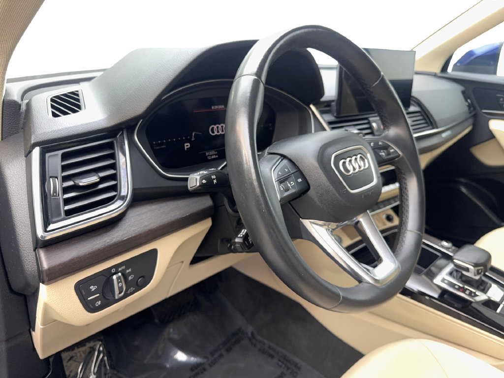 Used 2022 Audi Q5 2.0T Premium Plus w/ Premium Plus Package AWD/4WD image 53