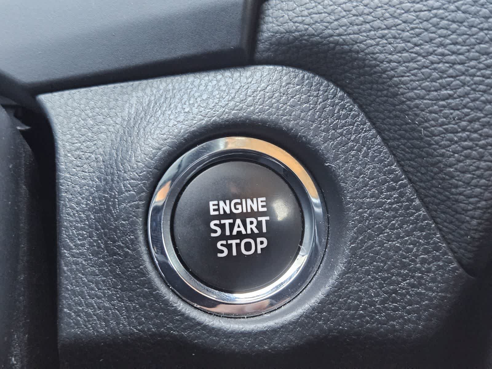 Used 2024 Toyota RAV4 XLE FWD image 19
