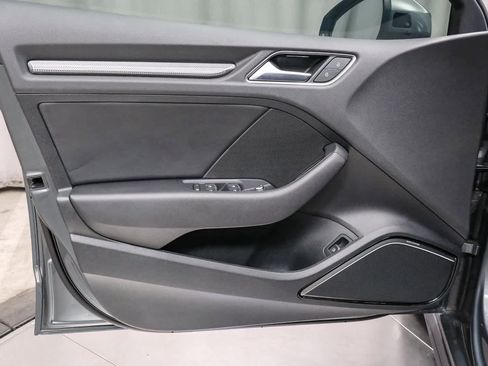 Used 2018 Audi A3 e-tron Premium Plus image 23