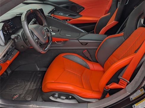 Used 2025 Chevrolet Corvette E-Ray w/ Stealth Interior Trim Package AWD/4WD image 18