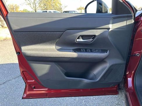 New 2026 Nissan Kicks SV w/ SV Premium Package FWD image 14