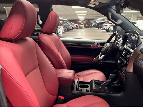 Certified 2023 Lexus GX 460 Premium w/ Premium Package image 33