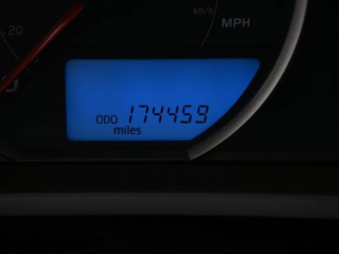 Used 2015 Toyota RAV4 LE AWD/4WD image 29