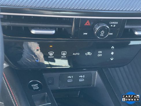 Certified 2025 Nissan Kicks SR image 29