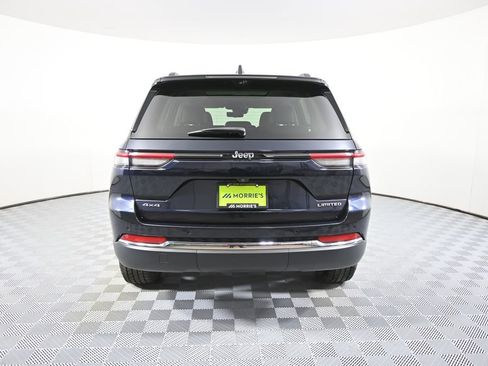 Used 2023 Jeep Grand Cherokee Limited w/ Luxury Tech Group II image 5