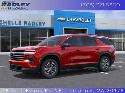 New 2026 Chevrolet Traverse LT w/ Driver Confidence Package image 2