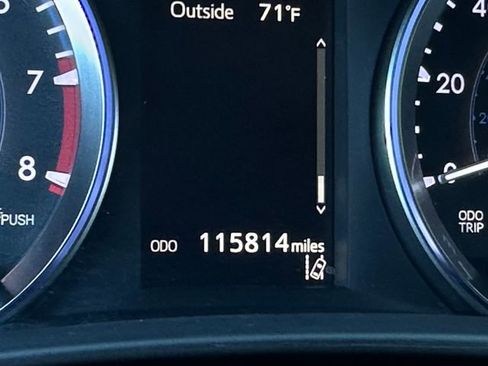 Used 2017 Toyota Highlander Limited image 22