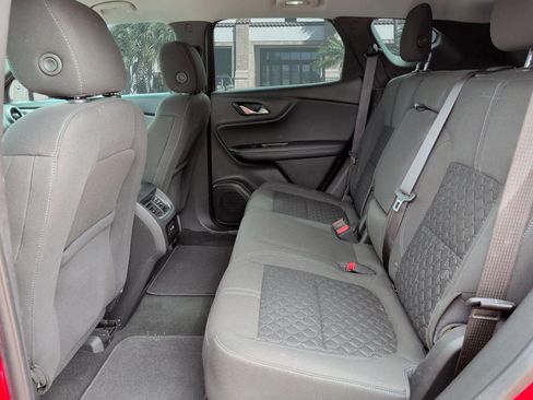 Used 2021 Chevrolet Blazer LT FWD image 24