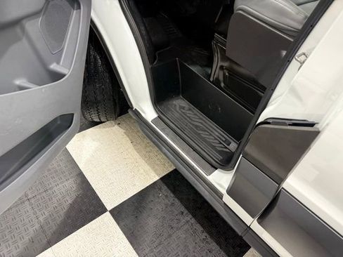 Used 2015 Ford Transit 350 XL image 27