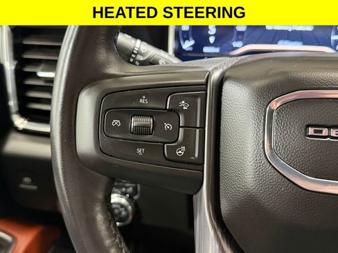Used 2024 GMC Sierra 3500 Denali Ultimate AWD/4WD image 3