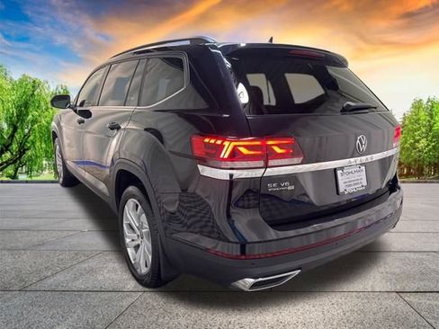 Certified 2021 Volkswagen Atlas SE image 6