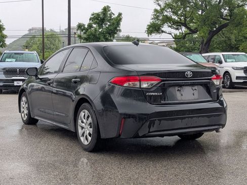 Used 2020 Toyota Corolla LE image 5