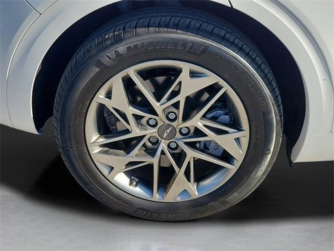 Used 2024 Genesis GV70 2.5T Advanced w/ Advanced Package image 5