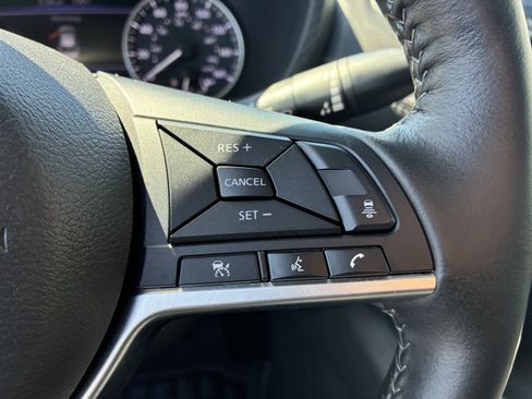 Used 2025 Nissan Sentra SV w/ All-Weather Package FWD image 26