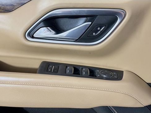 Used 2021 Chevrolet Tahoe Premier image 16