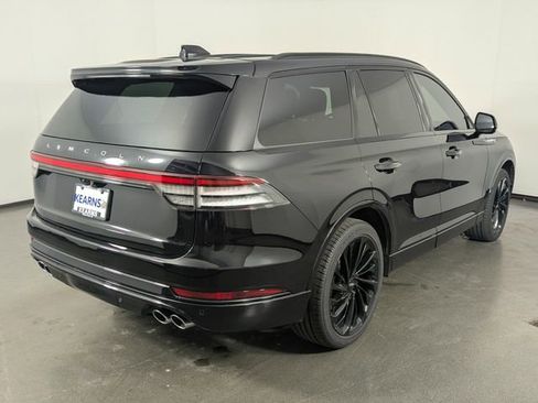 Used 2025 Lincoln Aviator Reserve w/ Equipment Group 201A image 7