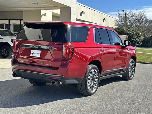 Certified 2024 GMC Yukon Denali Ultimate image 7