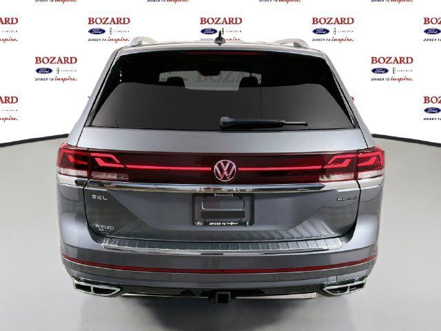 Used 2024 Volkswagen Atlas SEL Premium R-Line AWD/4WD image 7